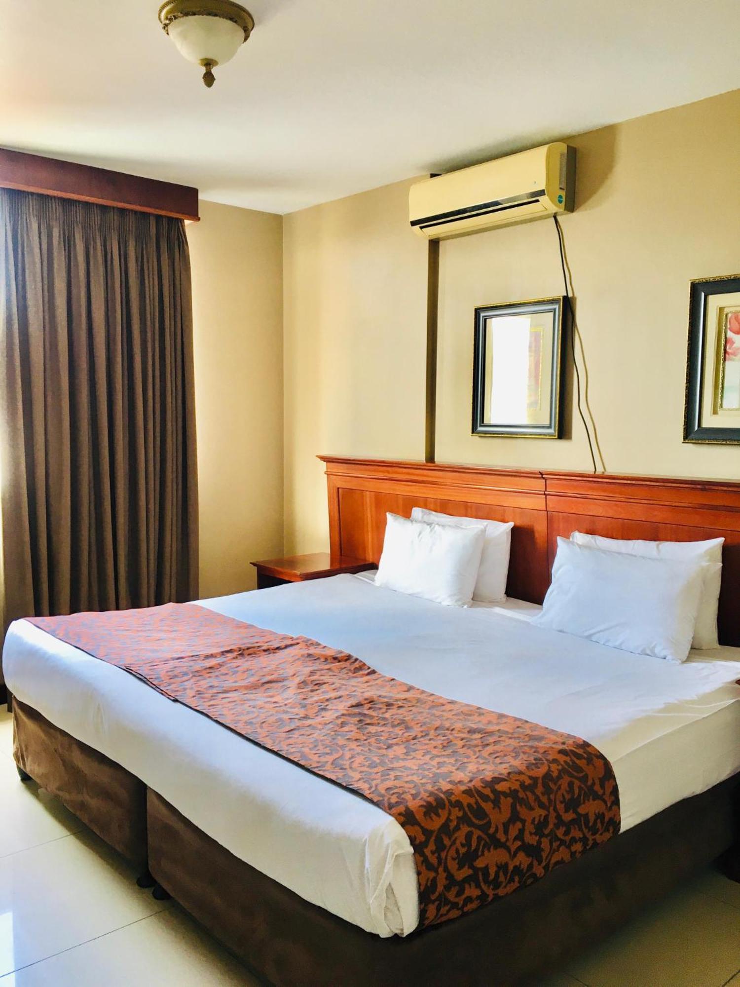 Emakhosini Hotel On East Durban Exterior photo